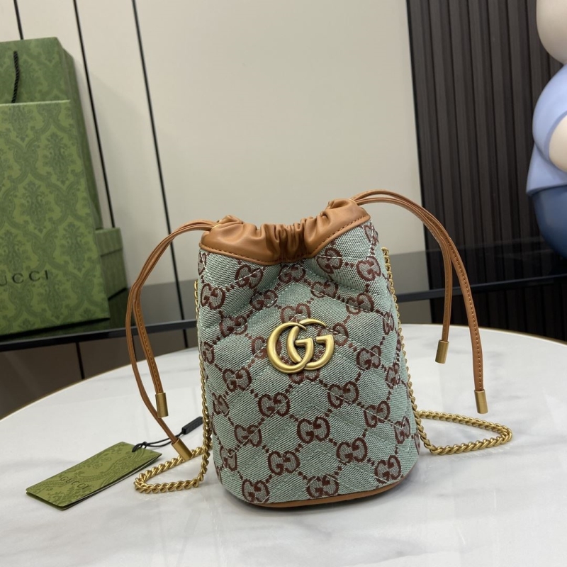 G*u*i bucket bags